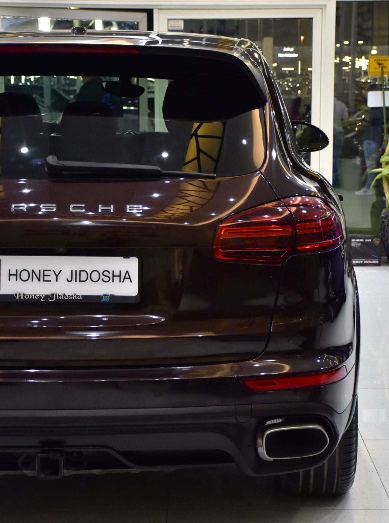 Porsche Cayenne PLATINUM EDITION EXCELLENT DEAL for our Porsche Cayenne ( 2018 Model ) in Brown Color American Specs