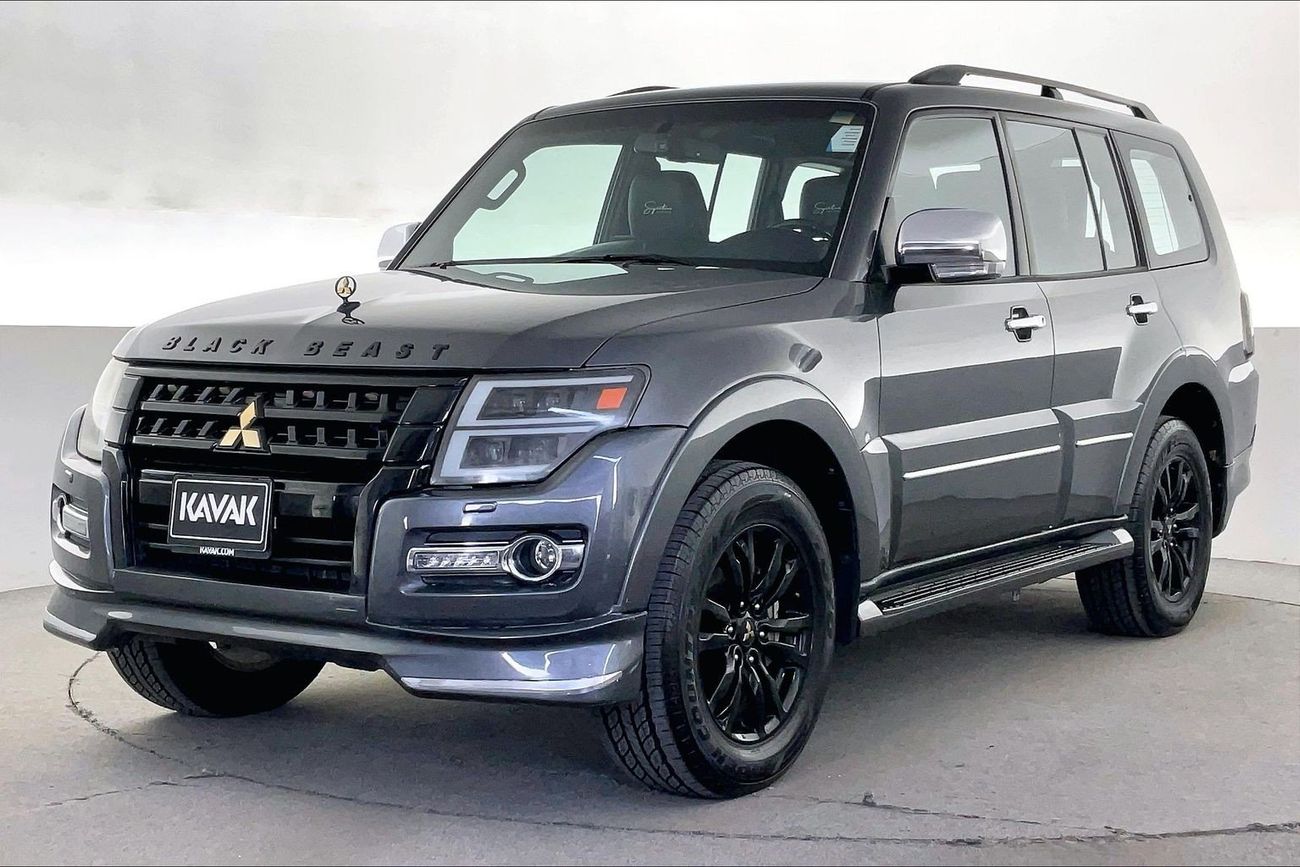 Mitsubishi Pajero Signature Edition | National Day Celebration | Guaranteed Warranty | 0 Down Payment