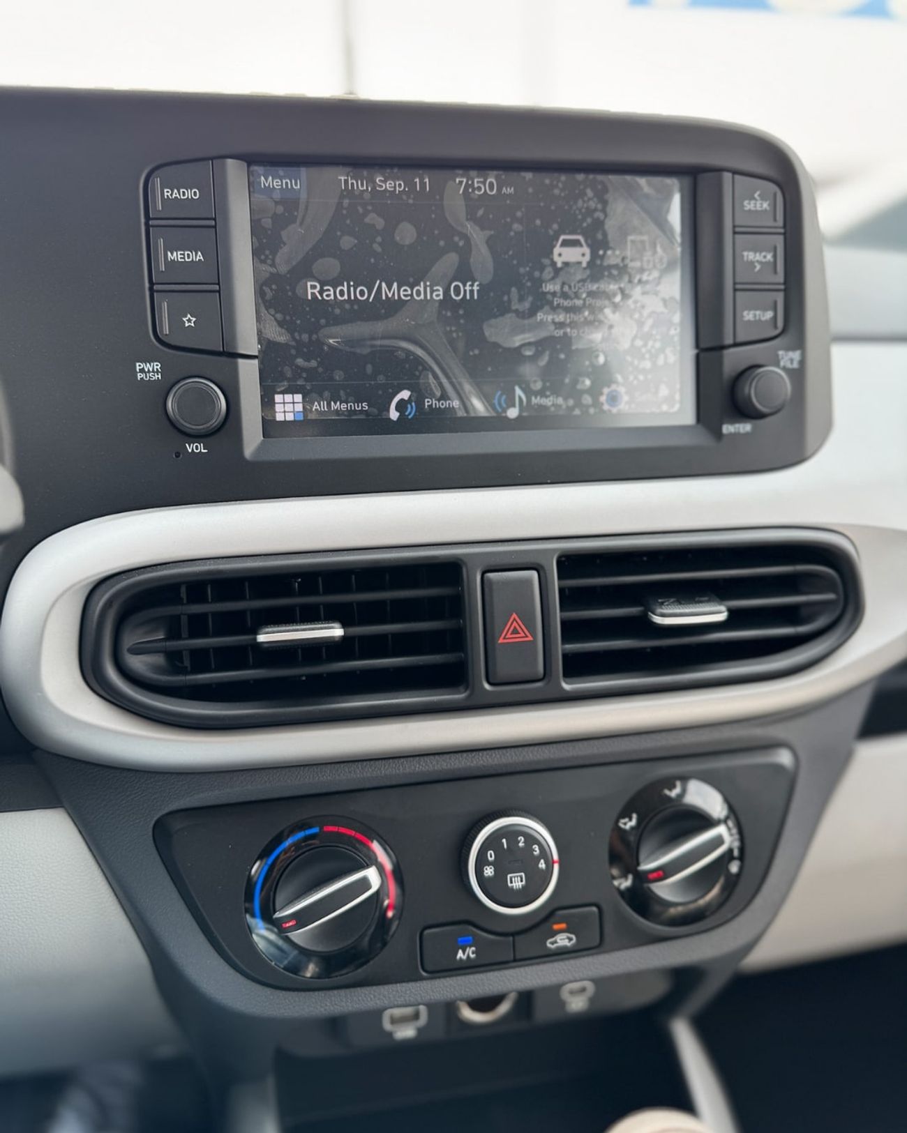 Hyundai Grand i10 GRAND I10 (HATCHBACK ) 1.2L GRAY COLOR - 2026 MODEL