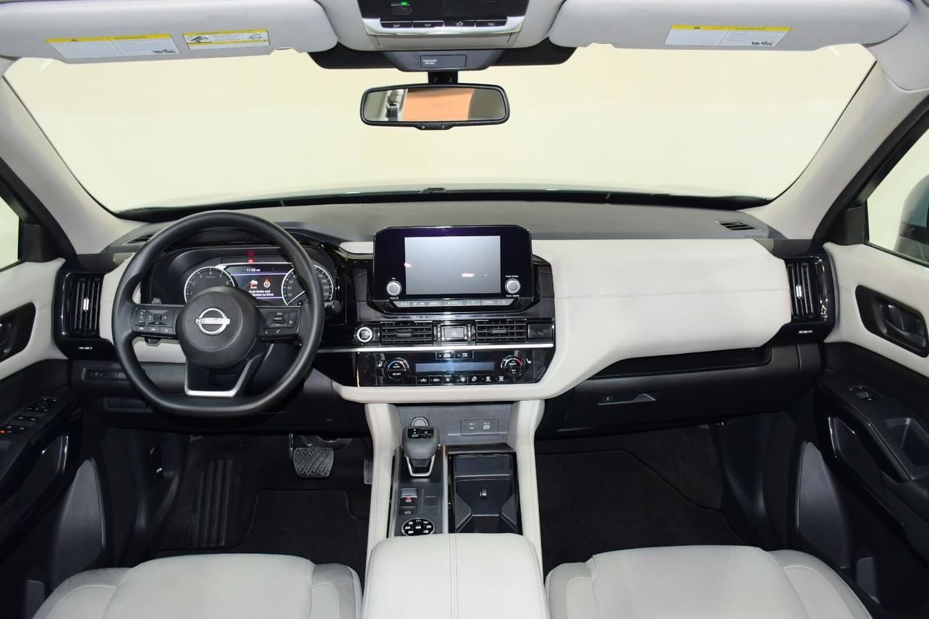 Nissan Pathfinder S 2.0
