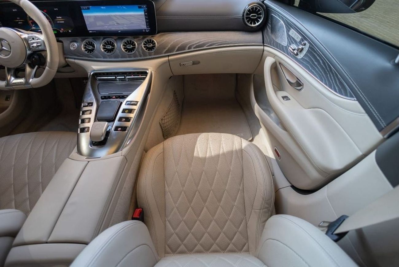 مرسيدس بنز ايه ام جي جي تي 43 Mercedes-Benz GT43 AMG 2019 GCC under Agency Warranty with Flexible Down-Payment.