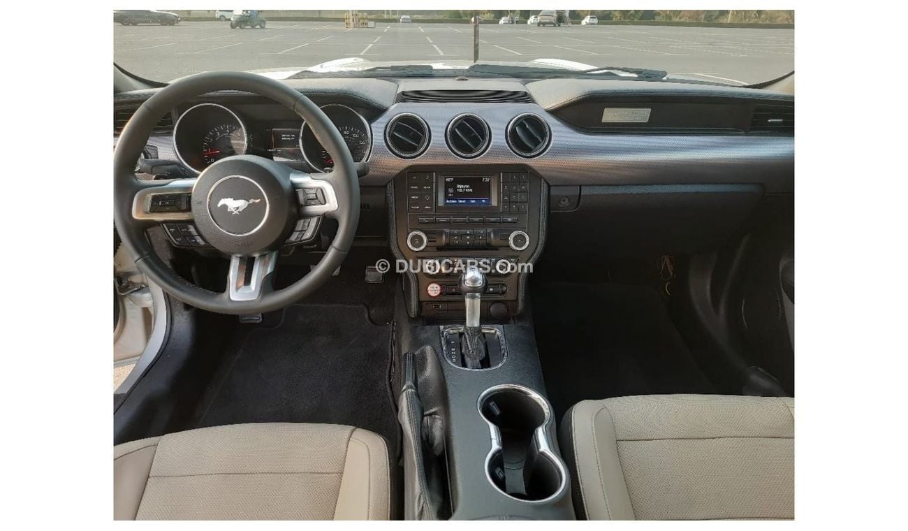 Ford Mustang GT Ford Mustang mobile 2016 Excellent Conditio  (USA - SPEC)  VERY GOOD CONDITION