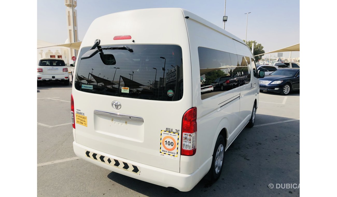 Toyota Hiace Toyota hayas hai roov full Option good condition