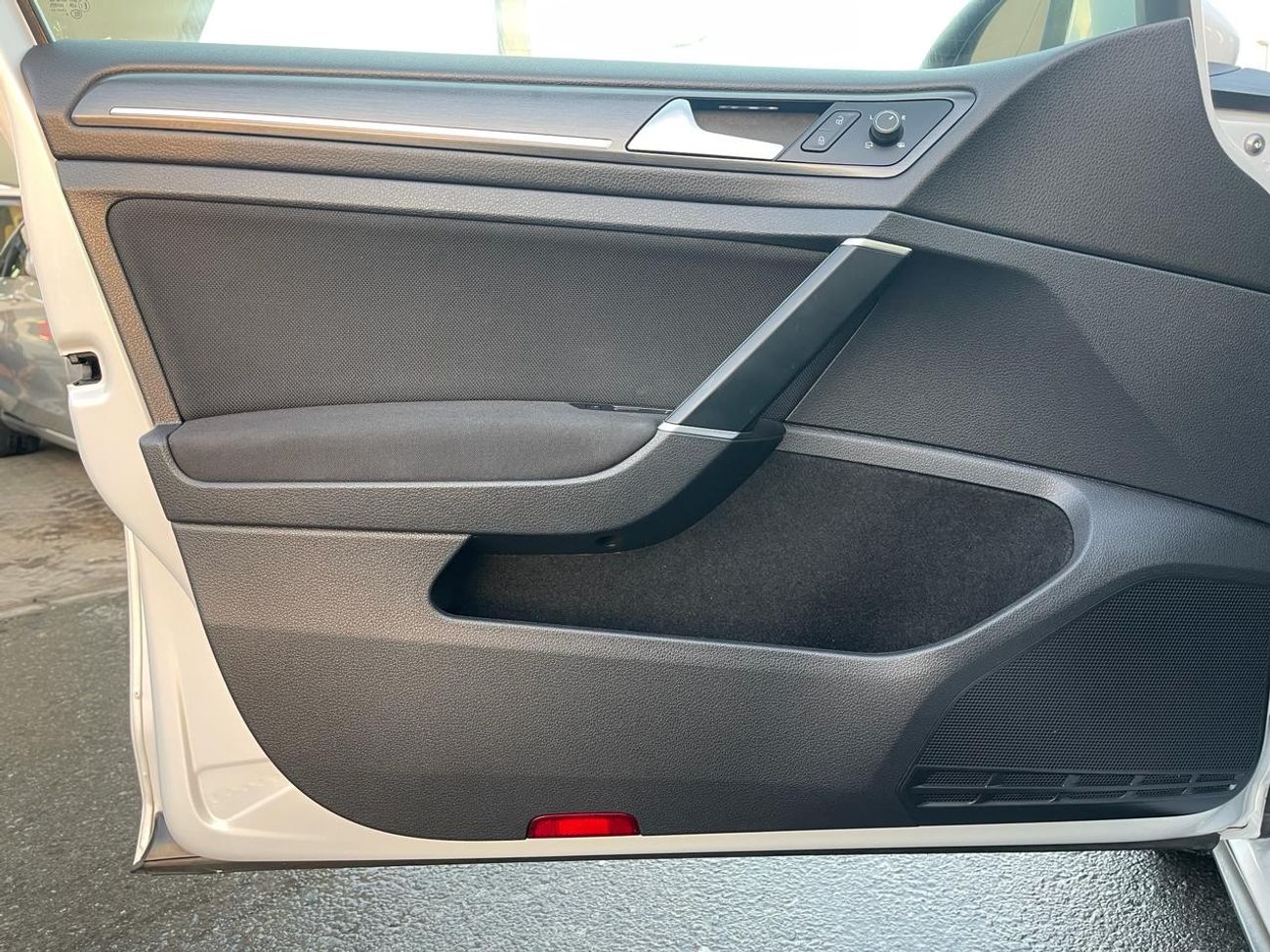 Volkswagen Golf GTI P1 Volkswagen Golf GTi _GCC_2019_Excellent Condition _Full option