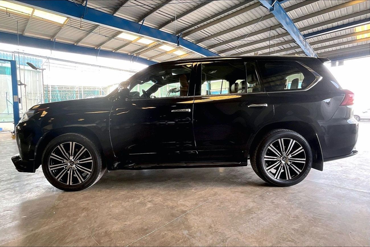 Lexus LX 570 Platinum | Guaranteed Warranty | 0 Down Payment