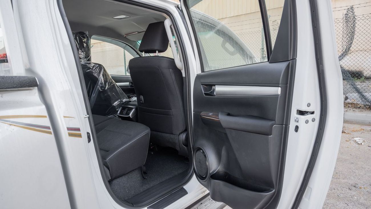 تويوتا هيلوكس TOYOTA HILUX 2.7 AT HIGH -2026YM