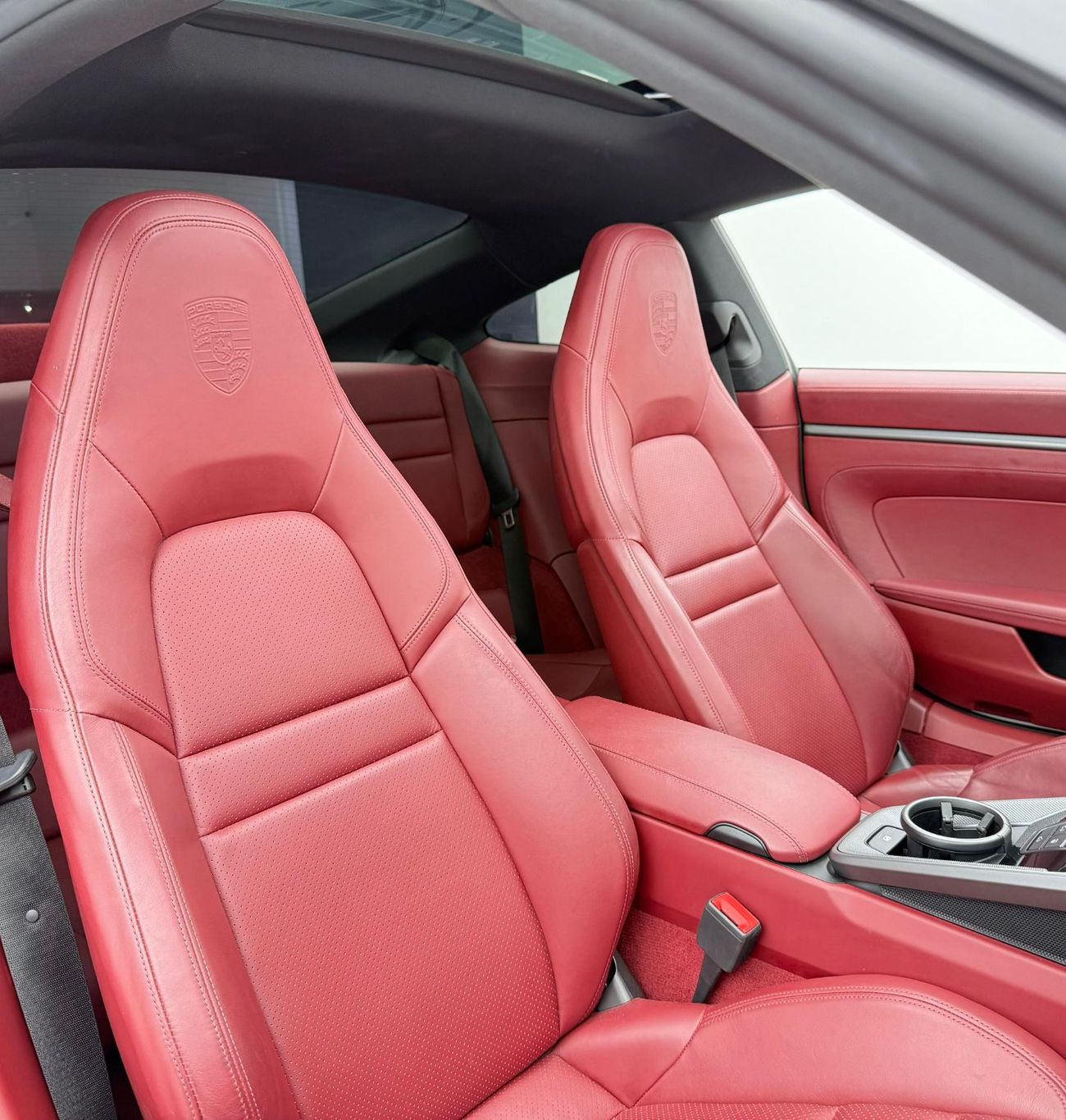 بورش 911 2020 Porsche 911 Carrera S, 10/25 Agency Warranty, Agency Full Service History, GCC