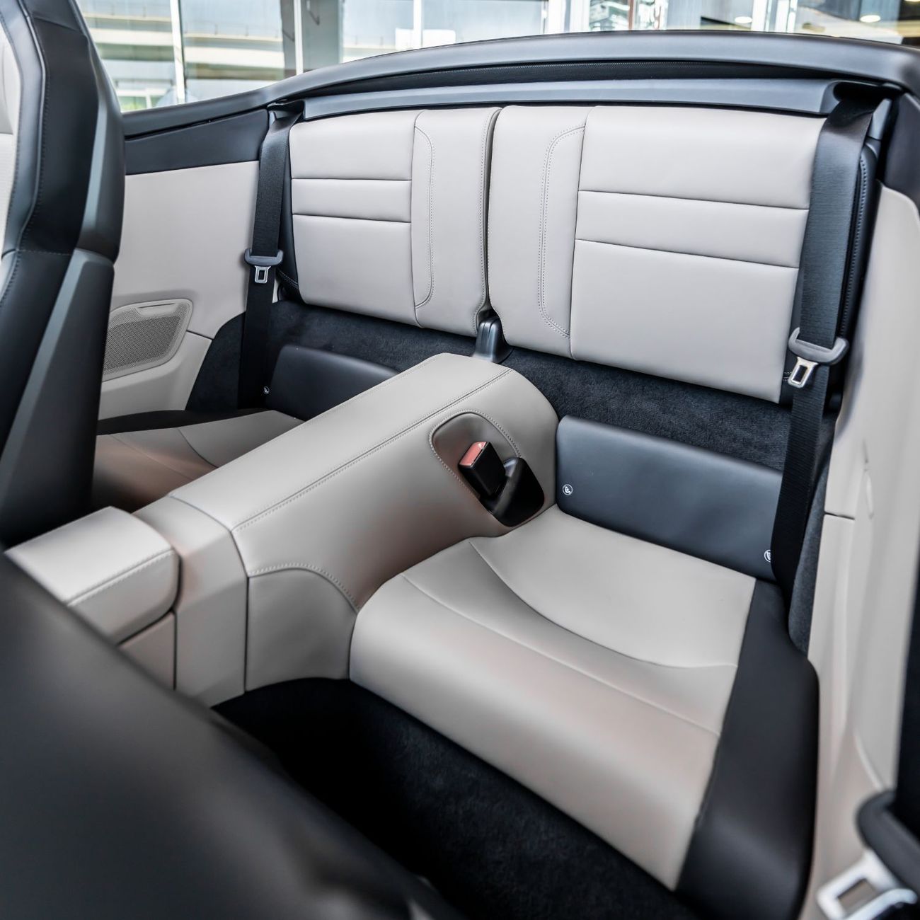 Porsche 911 Carrera 4 3.0L (444 HP) Convertible 2025 PORSCHE CARRERA CABRIOLET DONE ONLY 600KM