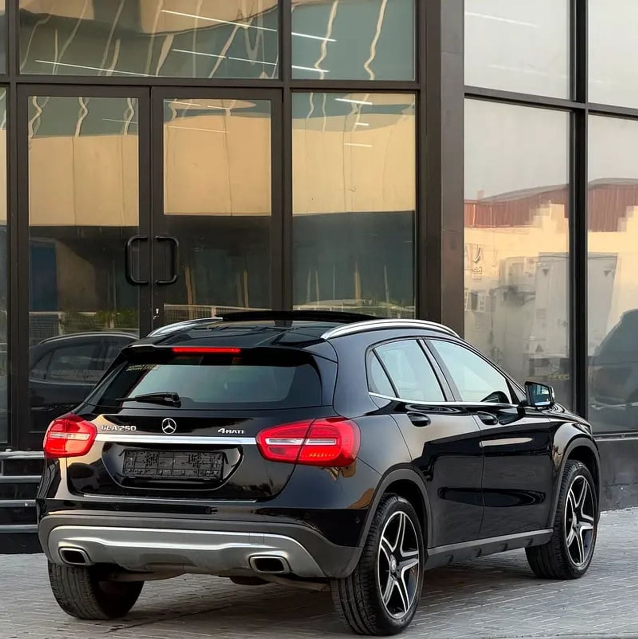 مرسيدس بنز GLA 250 GLA 250 4MATIC | GCC Specs | Low Mileage