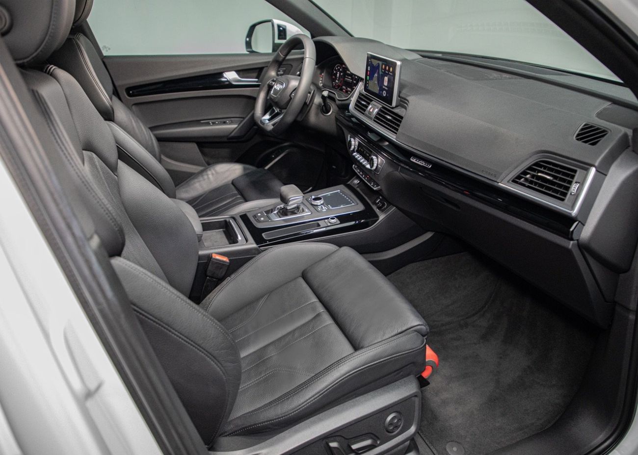 Audi Q5 45 TFSI Quattro S Line 2.0L (252 HP)