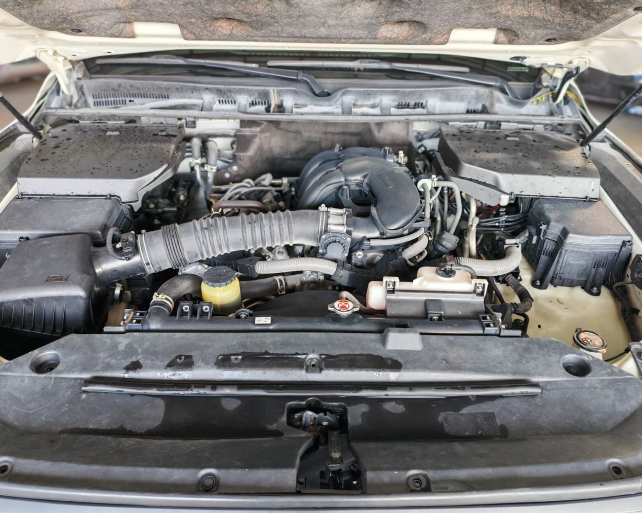 تويوتا لاند كروزر VXR 4.0L