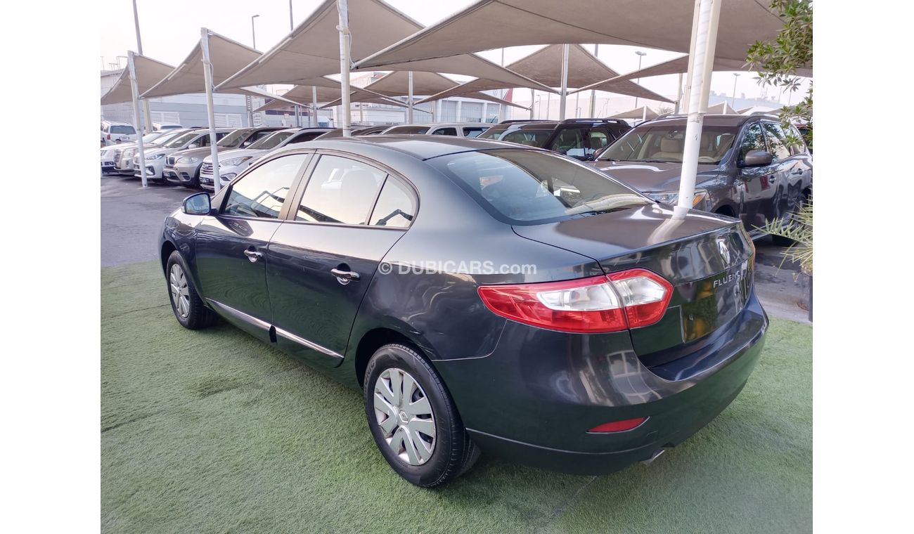 Renault Fluence Gulf model 2014 without accidents in excellent condition