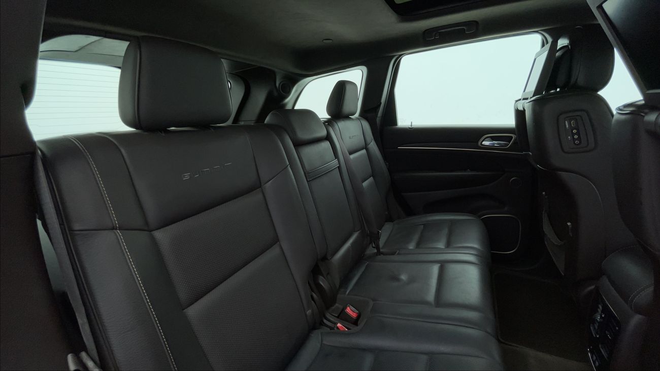 Jeep Grand Cherokee SUMMIT 5.7 | Zero Down Payment | Home Test Drive