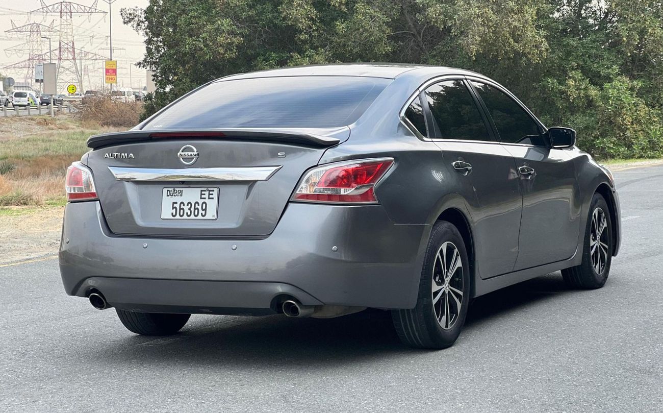 Nissan Altima SV 2.5L
