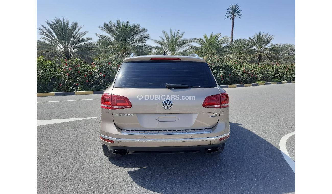 Volkswagen Touareg R-Line Volkswagen Touareg V6 2016 GCC specifications