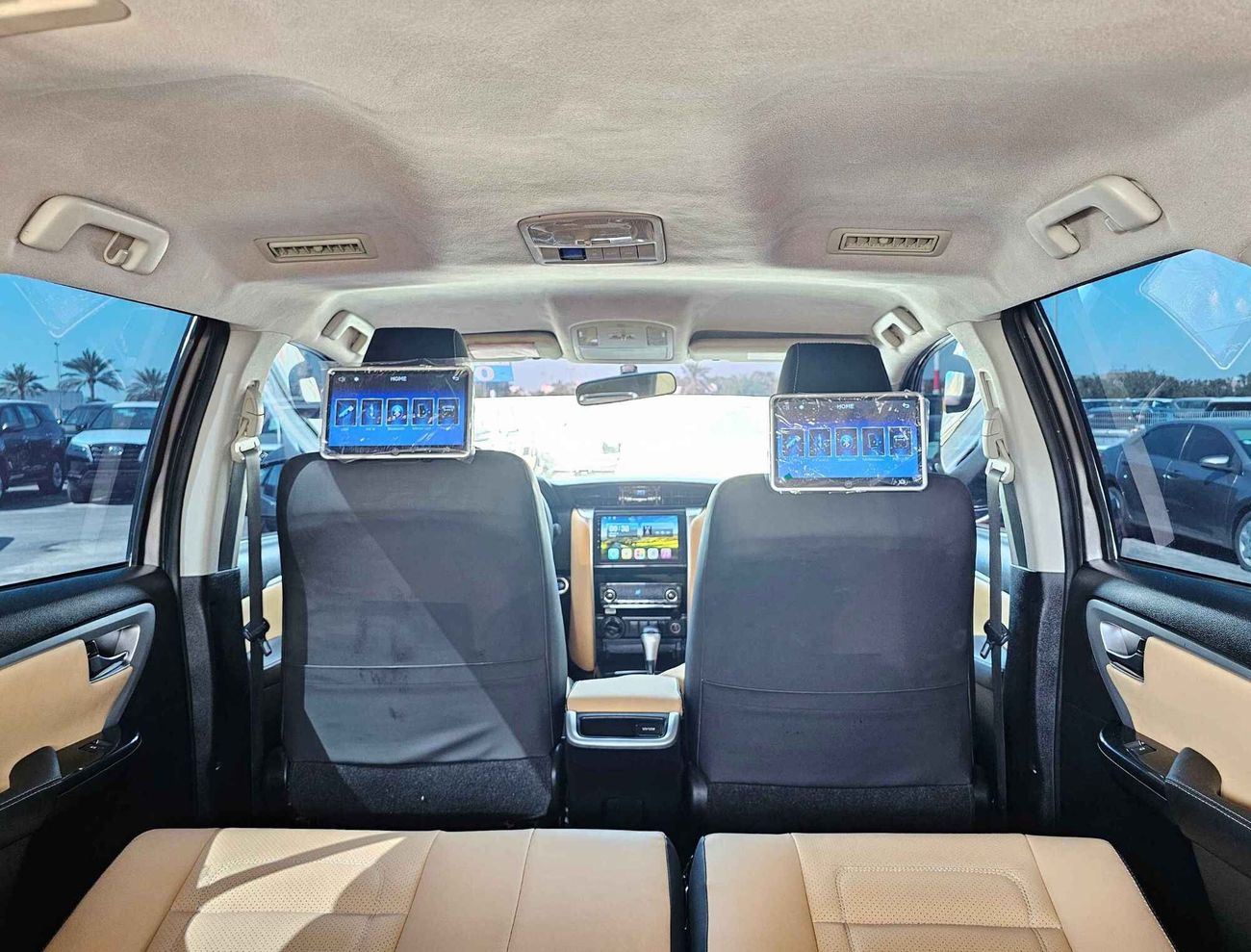 تويوتا فورتونر GXR V6/ 4WD/ DVD REAR CAMERA/ LEATHER SEATS/ HEAD REST TV/ LOT#78863