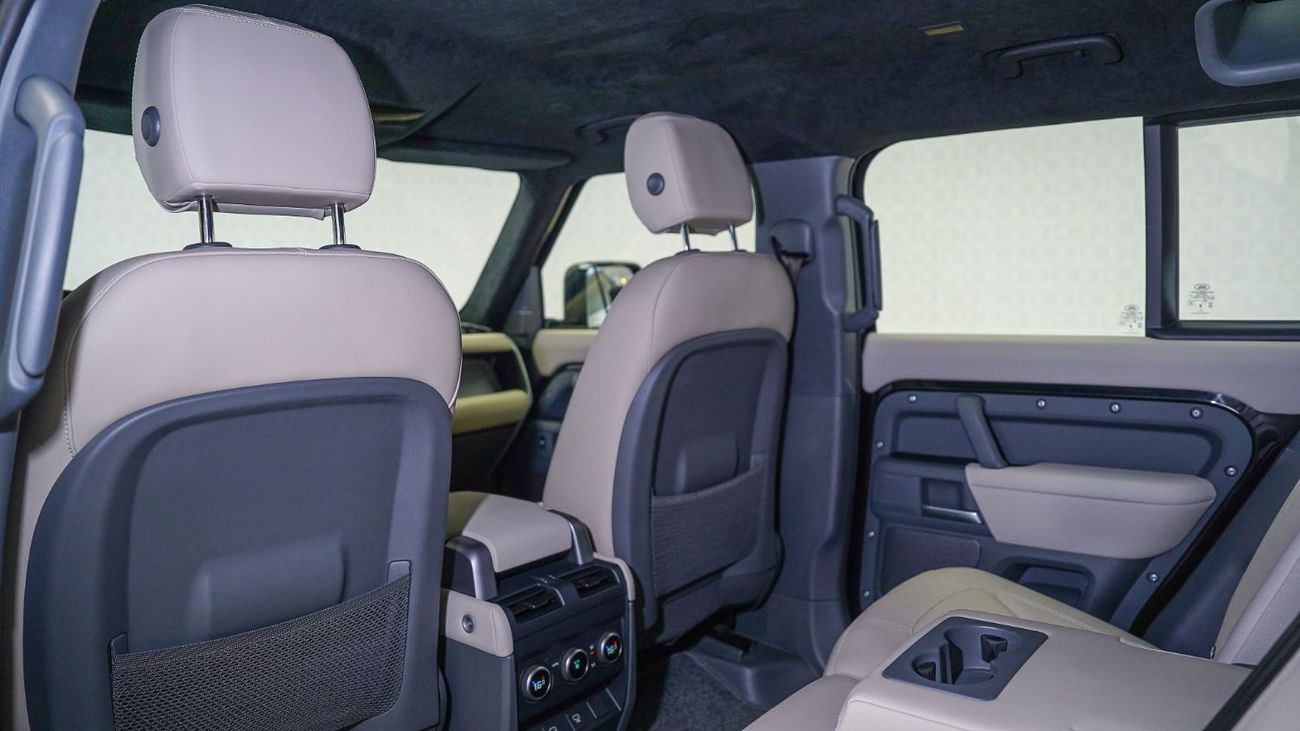 Land Rover Defender P400 110 S 3.0L (5 Seater) Widetrack | AED 5,412 PM | Warranty September 2029 | GCC