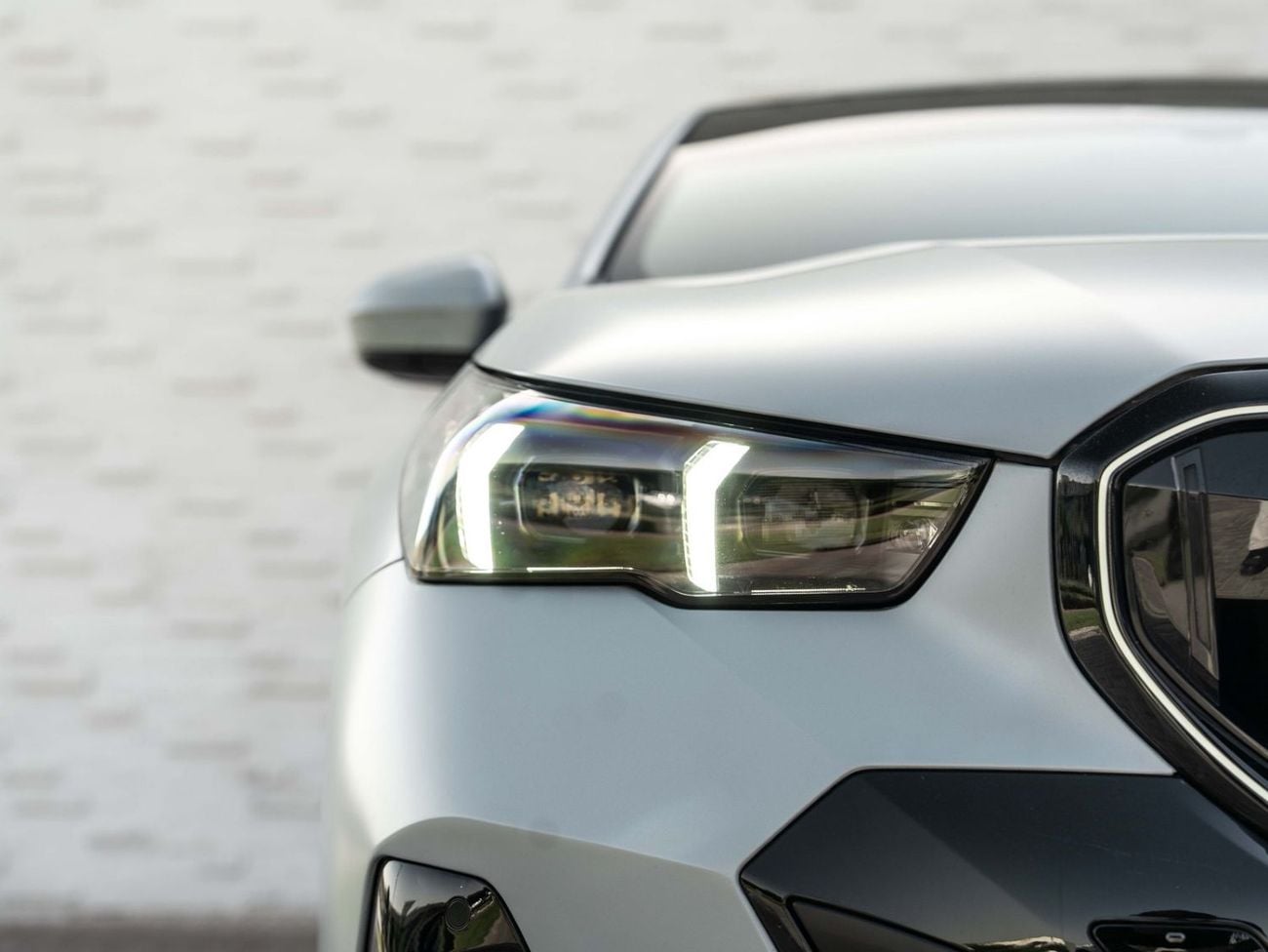 بي أم دبليو 520i 520I M SPORT TITANIUM