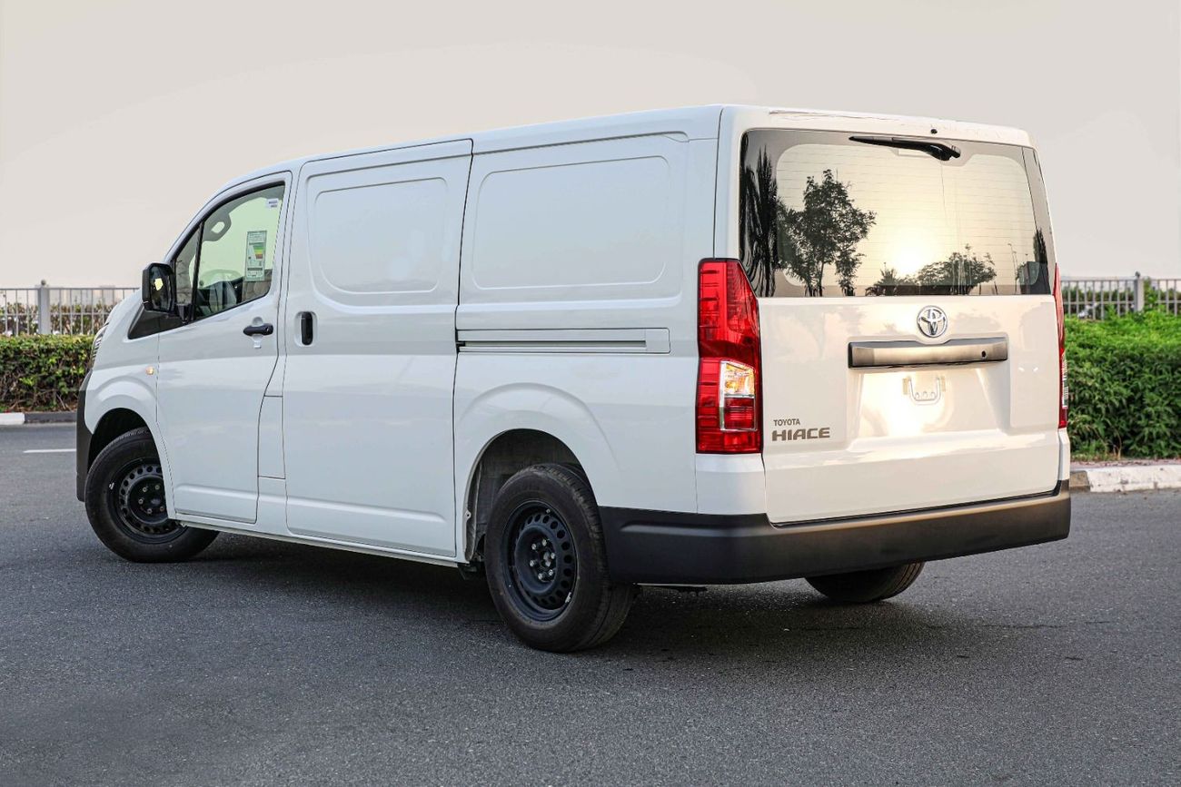 Toyota Hiace 2023 Toyota Hiace 3.5 DV P SDR - White inside Grey