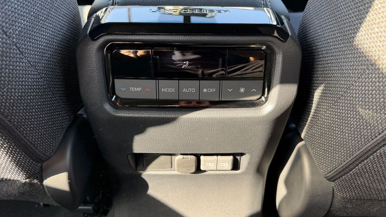 Toyota Prado TOYOTA LAND CRUISER PRADO | 2.4L TURBO |  7 PASSENGERS