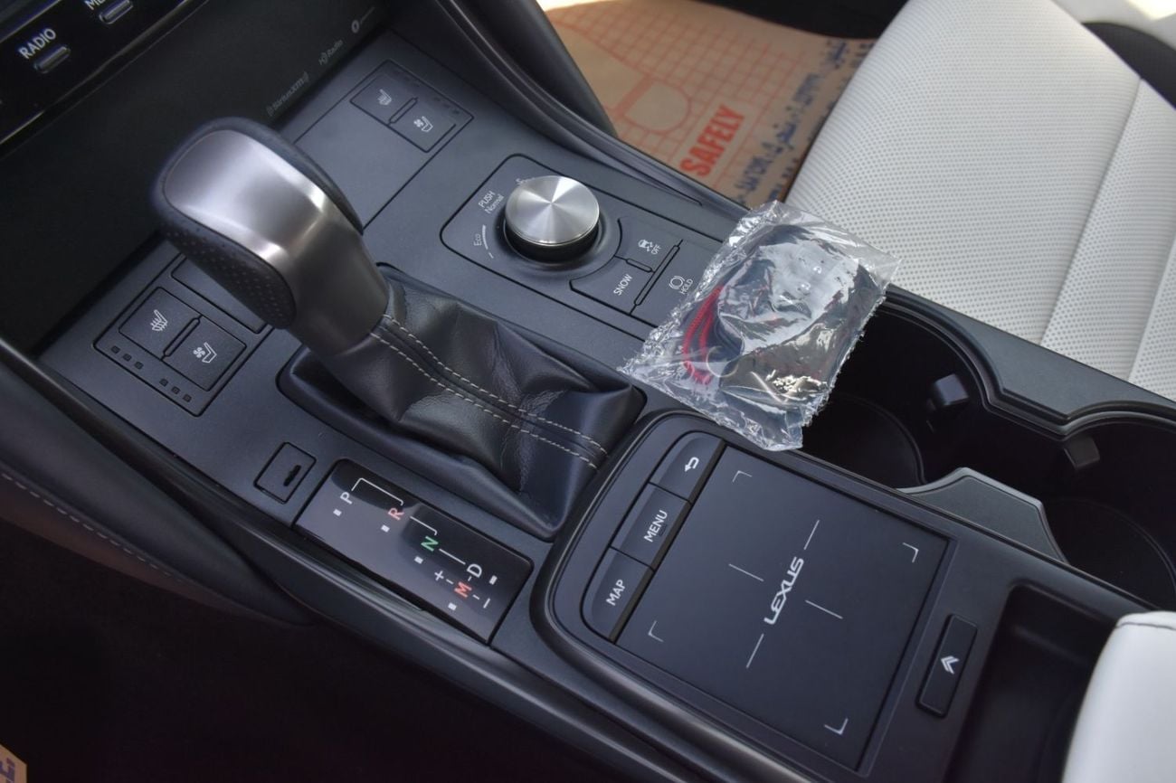 Lexus IS350 F SPORTS