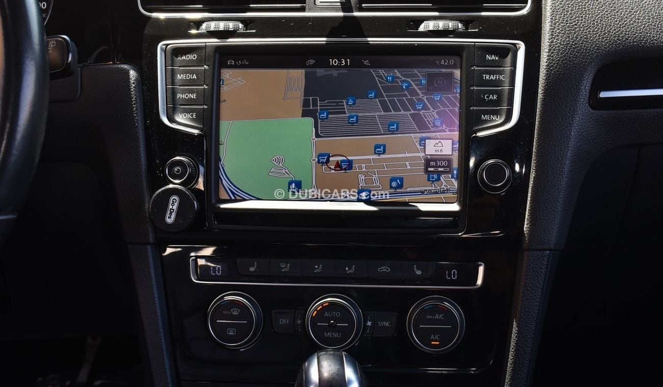 Volkswagen Golf R  4MOTION