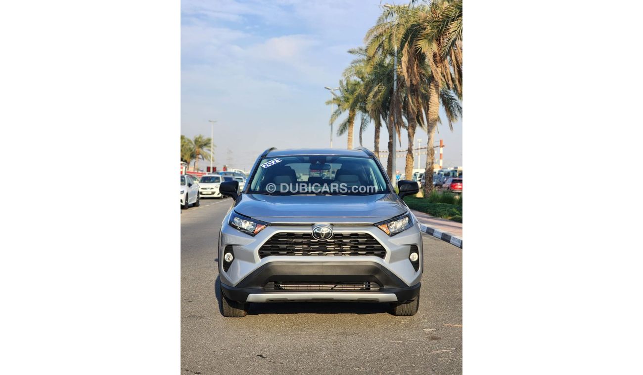 Toyota RAV4 RAV4 LE AWD 2021