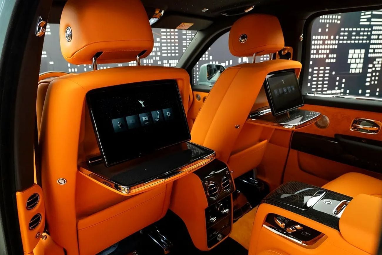 رولز رويس كولينان BLACK BADGE ROLLS ROYCE | CULLINAN | GCC SPECS | DEALER WARRANTY + SERVICE CONTRACT
