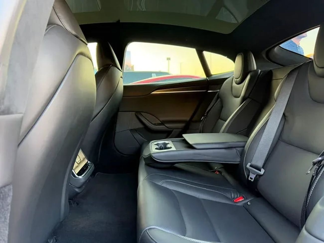 Tesla Model S Plaid (AWD)