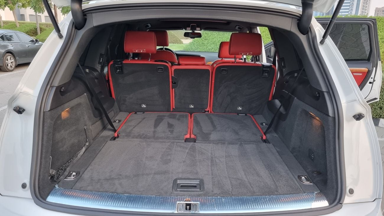 Audi Q7 TFSI quattro Exclusive Sports Style Package 3.0L