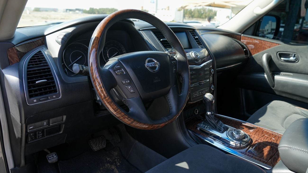 نيسان باترول SE