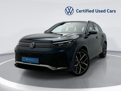 Volkswagen Tiguan R-LINE 1.4L | Premium R-Line Interior | Panoramic Sunroof | Digital Cockpit Pro | Ambient Lighting | Rear C