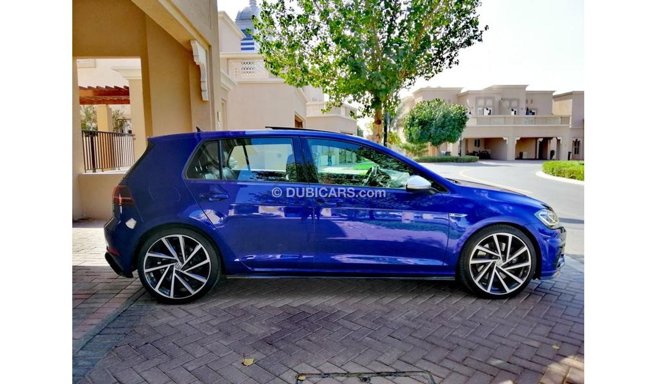 Volkswagen Golf R. Fully Loaded. Warranty and Service Contract.