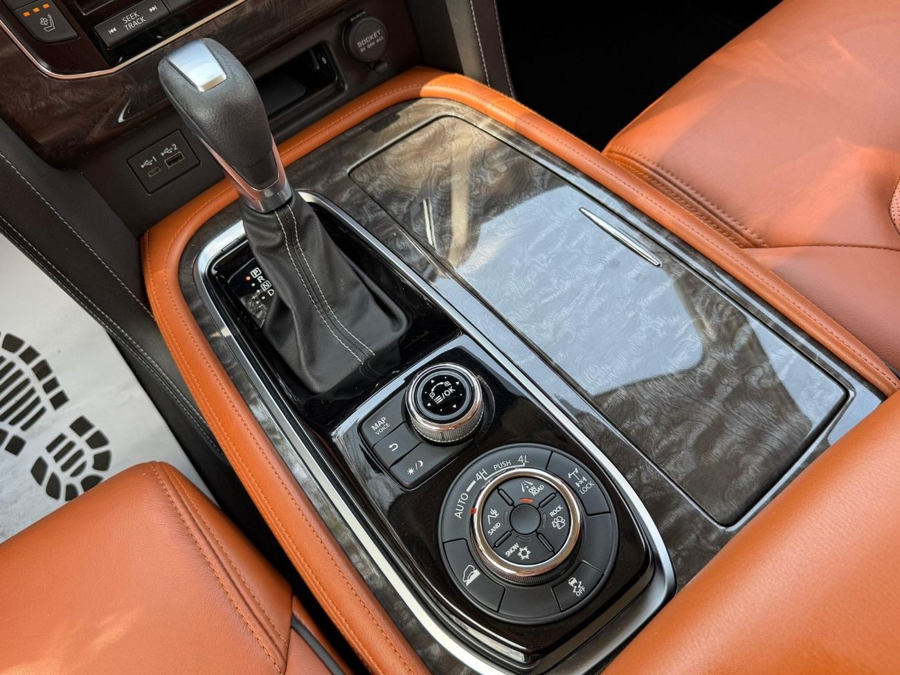 نيسان باترول LE T1 5.6L