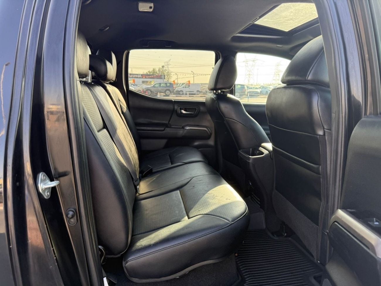 Toyota Tacoma Limited 4x4 Drive Sunroof 360 camera leather seat full option