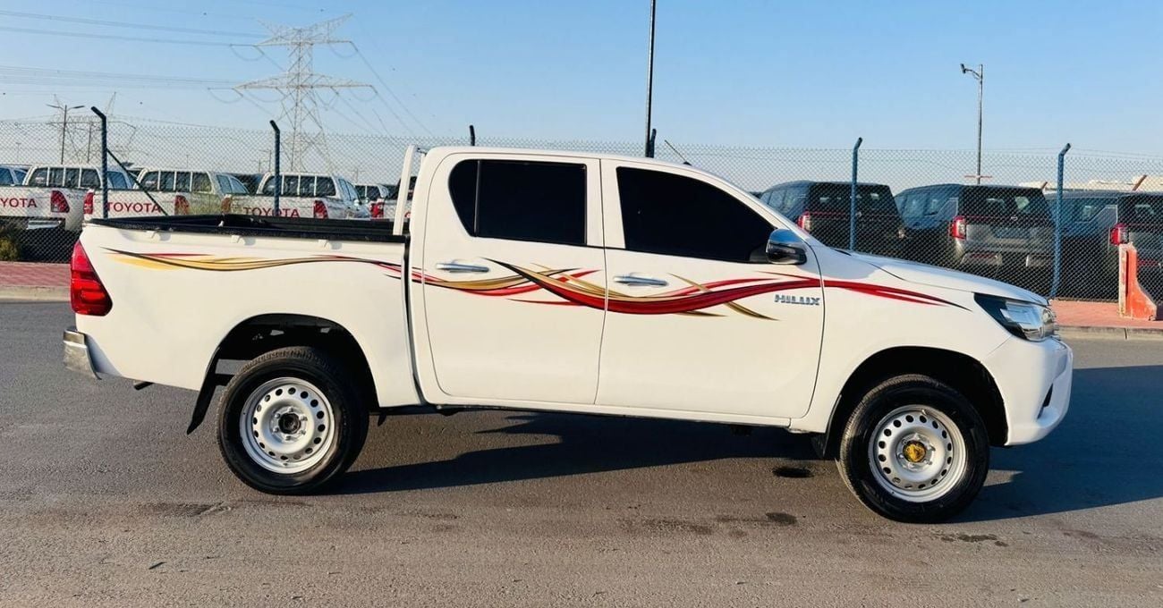 تويوتا هيلوكس GLS GLX 2.7L Double Cab Utility M/T