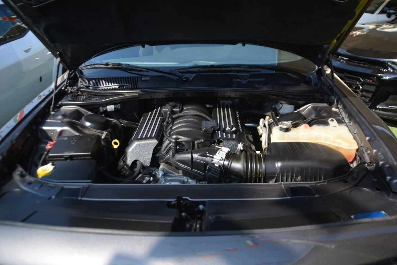 دودج تشالينجر R/T Scat Pack 6.4L
