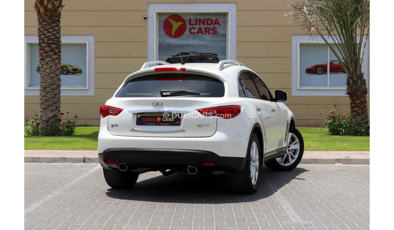 Infiniti QX70 S51