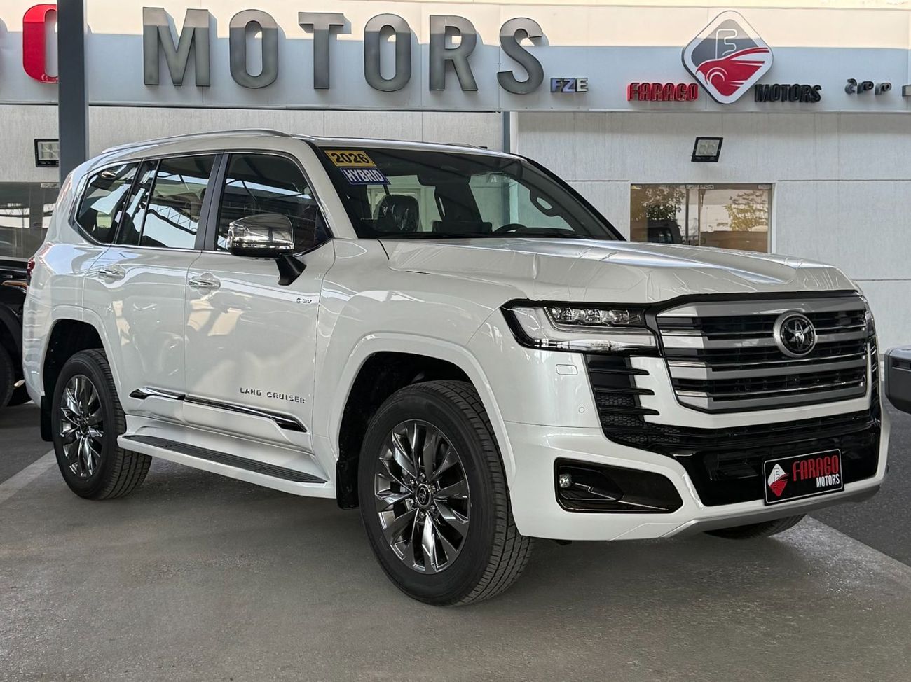 Toyota Land Cruiser 2026 TOYOTA LAND CRUISER 300 VXR 3.5 HYBRID HEV **EXPORT ONLY**التصدير فقط خارج الخليج***