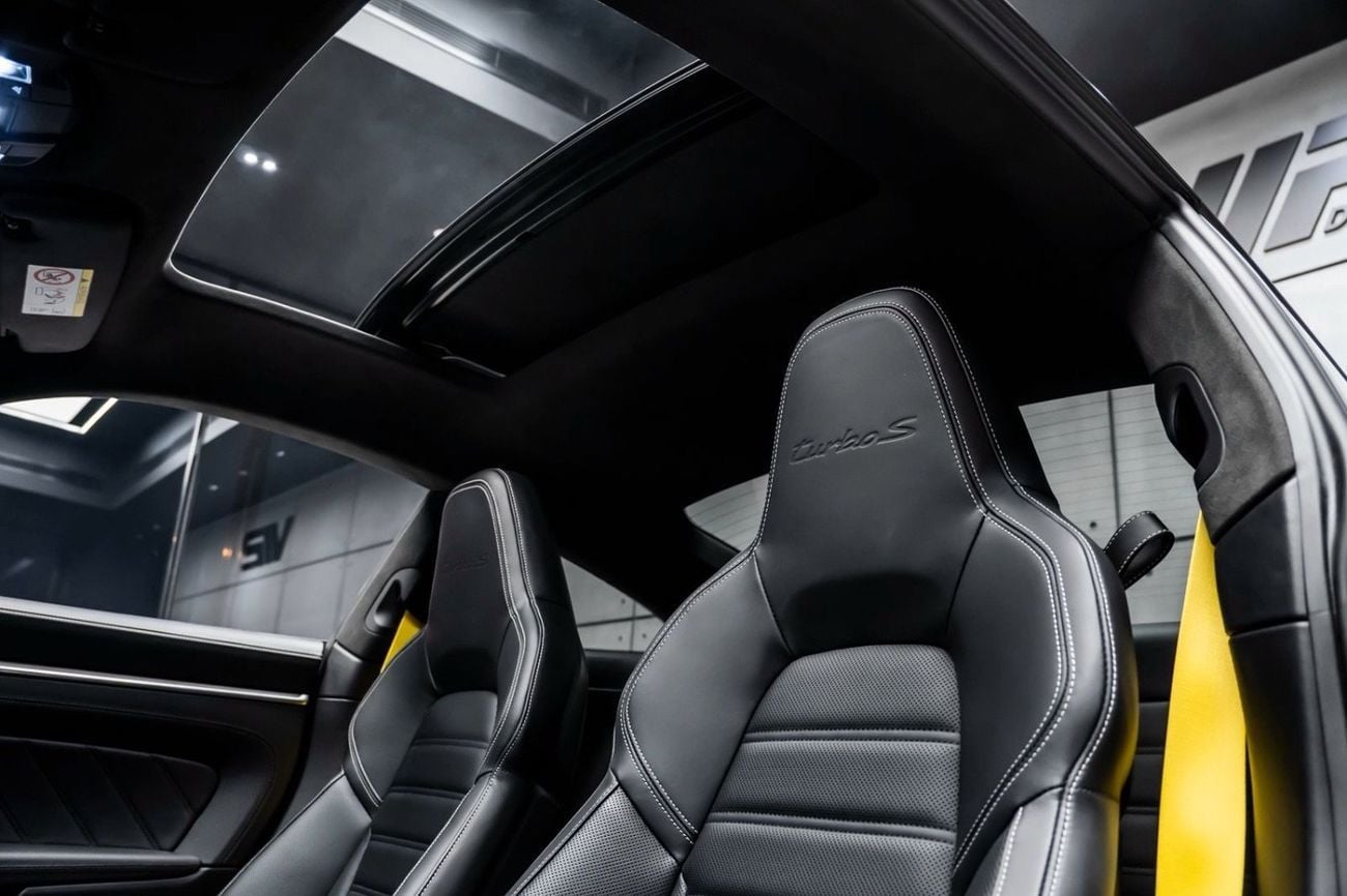 بورش 911 Turbo S 3.8L (640 HP) Coupe