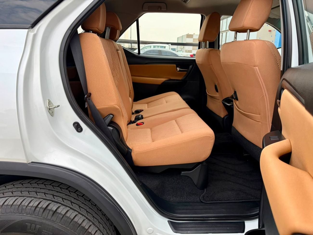 Toyota Fortuner EXR 1401-Monthly Toyota Fortuner I GCC | 2.7 L V4, Cruise, GPS I Accident Free