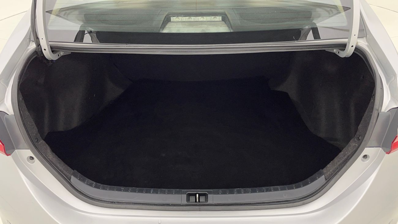 تويوتا كورولا SE 2 | بدون دفعة مقدمة | اختبار القيادة في المنزل