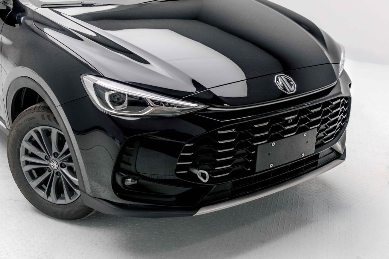 أم جي ZS STD 1.5L - Black Inside Black | Export Only