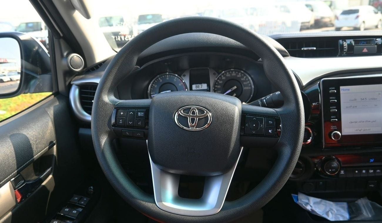تويوتا هيلوكس GLX 2.7L Double Cab Utility 4WD M/T