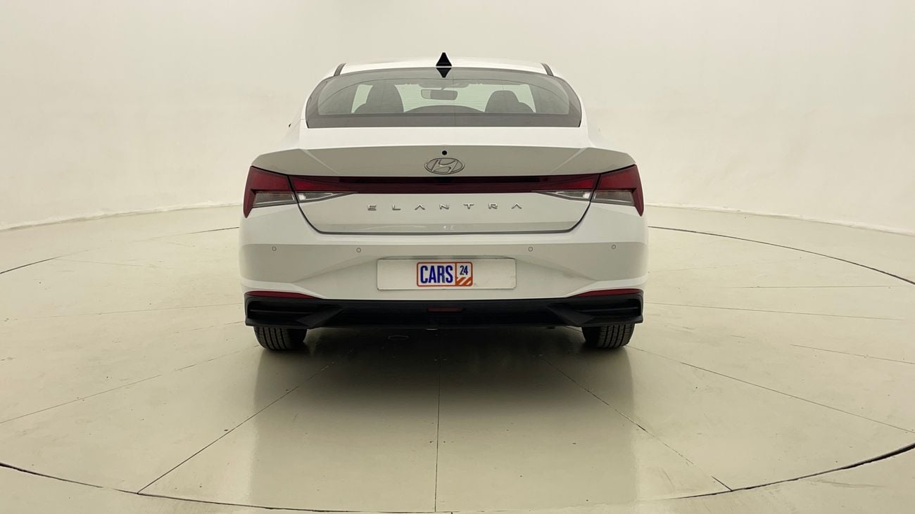 هيونداي إلانترا SMART 1.6 | بدون دفعة مقدمة | اختبار القيادة في المنزل