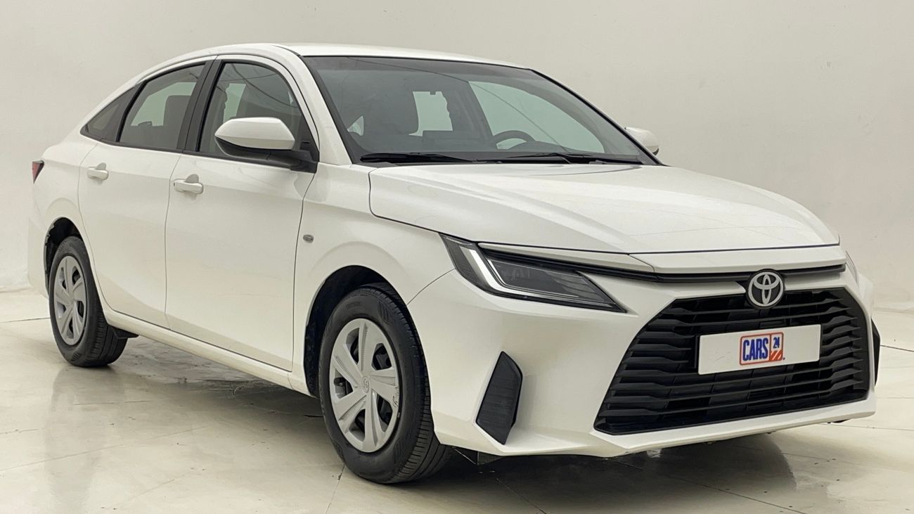 تويوتا يارس E 1.5 | بدون دفعة مقدمة | اختبار القيادة في المنزل