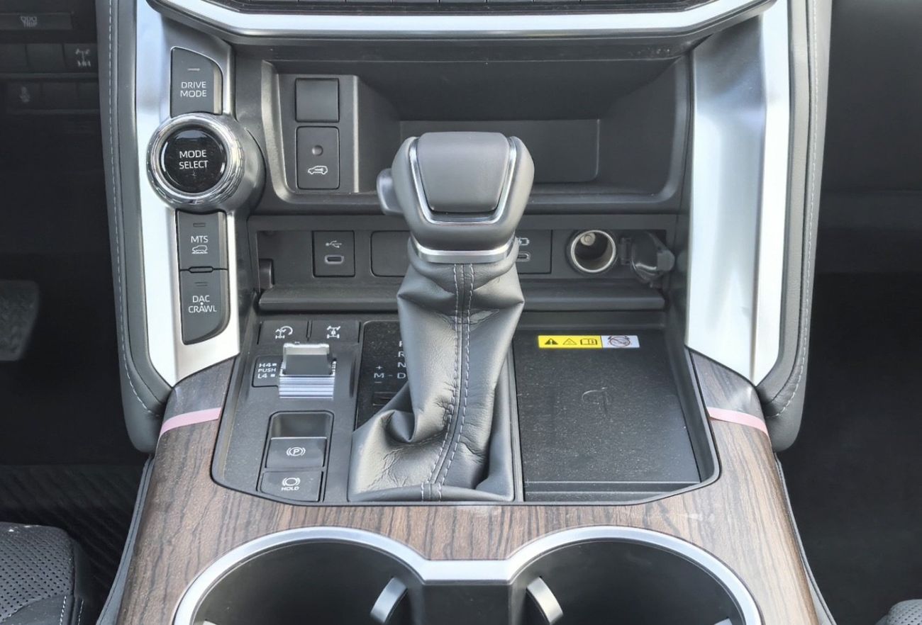 تويوتا لاند كروزر 2025 TOYOTA LAND CRUISER GXR 4.0L FULL OPTION