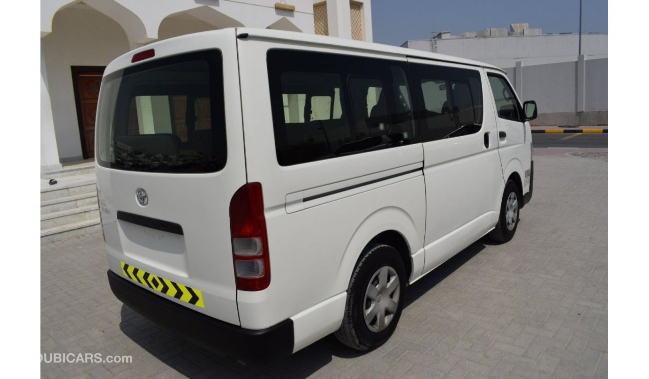 Toyota Hiace GL - Standard Roof Toyota Hiace Std Roof Bus 13 seater, model:2015. Excellent condition