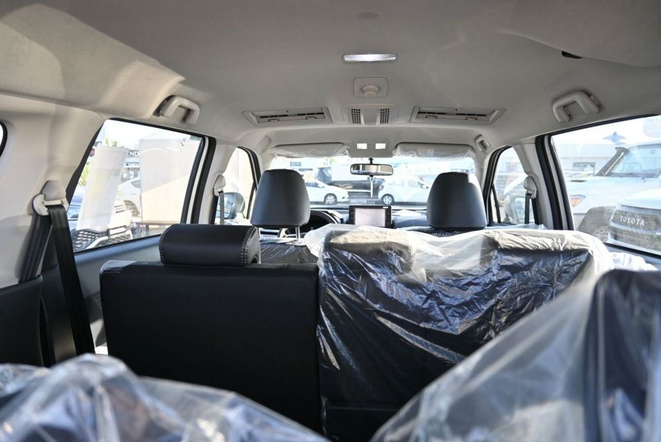 Toyota Veloz GX Toyota VELOZ 1.5L Petrol, FWD, SUV, 5 Doors, Model 2024, Color White