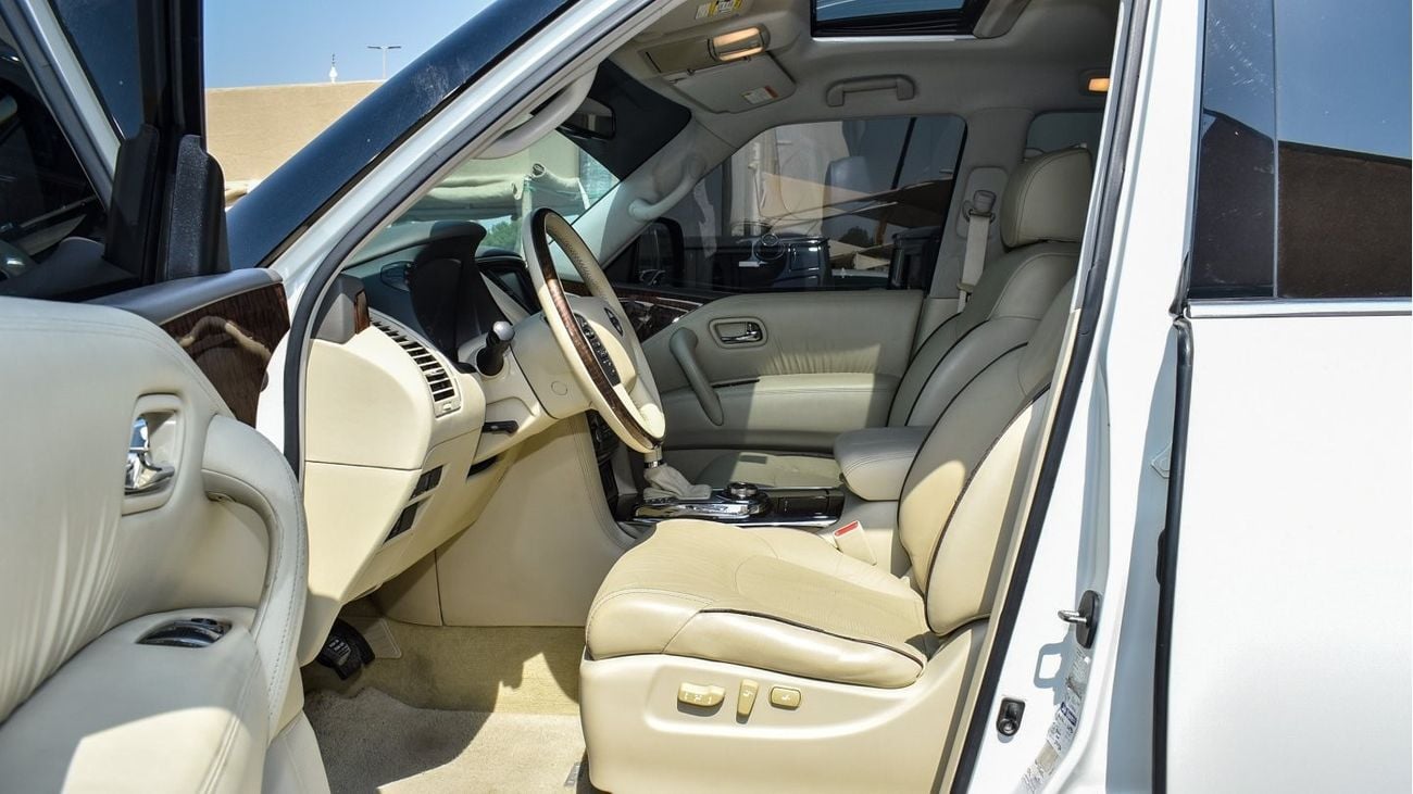 Nissan Patrol SE With Platinum kit